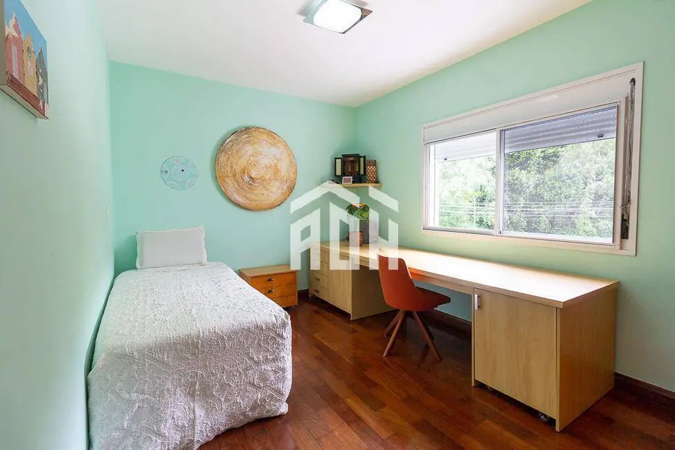 Casa com 6 quartos à venda, 750m2 em Alphaville, Santana De Parnaiba - SP - imagem 4 Foto 4 de Casa com 6 quartos à venda, 750m2 em Alphaville, Santana De Parnaiba - SP