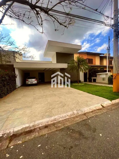 Casa com 3 quartos à venda, 360m2 em Alphaville, Santana De Parnaiba - SP - imagem 5 Foto 5 de Casa com 3 quartos à venda, 360m2 em Alphaville, Santana De Parnaiba - SP