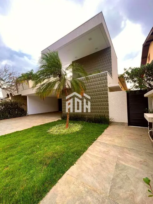 Casa com 3 quartos à venda, 360m2 em Alphaville, Santana De Parnaiba - SP - imagem 3 Foto 3 de Casa com 3 quartos à venda, 360m2 em Alphaville, Santana De Parnaiba - SP