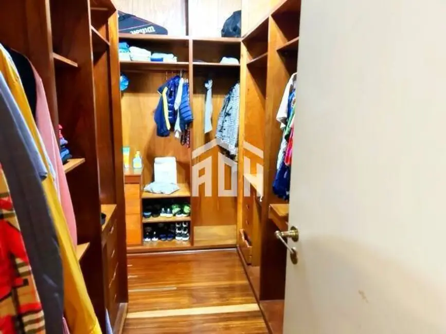 Casa com 4 quartos à venda, 630m2 em Alphaville, Santana De Parnaiba - SP - imagem 9 Foto 9 de Casa com 4 quartos à venda, 630m2 em Alphaville, Santana De Parnaiba - SP