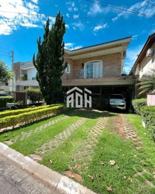 Foto 1 de Casa com 3 quartos à venda, 350m2 em Alphaville, Santana De Parnaiba - SP