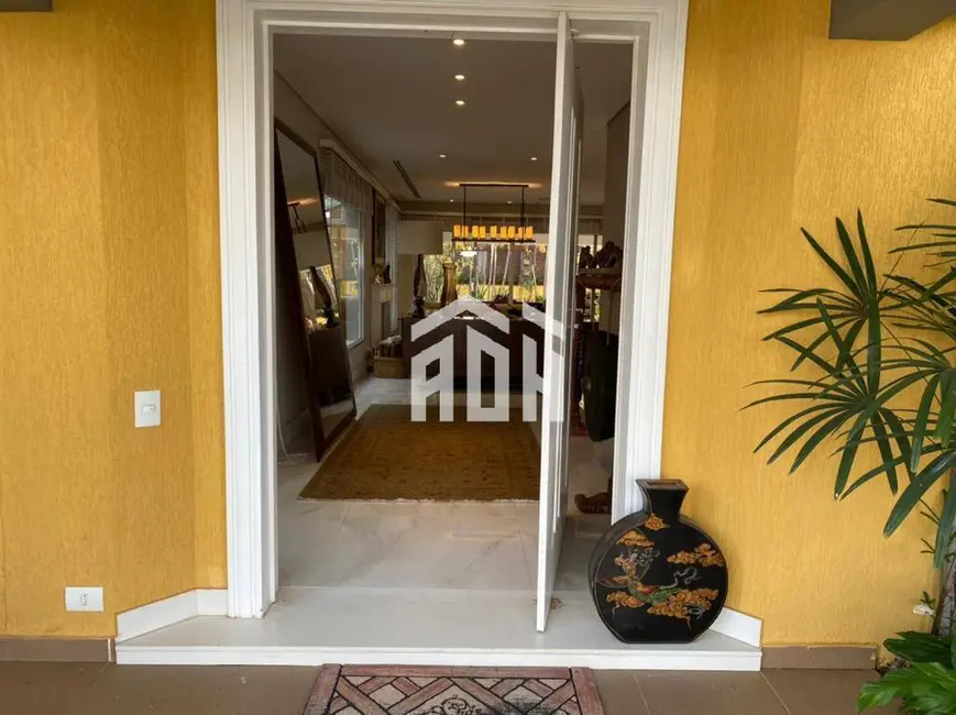 Casa com 4 quartos à venda, 546m2 em Alphaville, Santana De Parnaiba - SP - imagem 3 Foto 3 de Casa com 4 quartos à venda, 546m2 em Alphaville, Santana De Parnaiba - SP