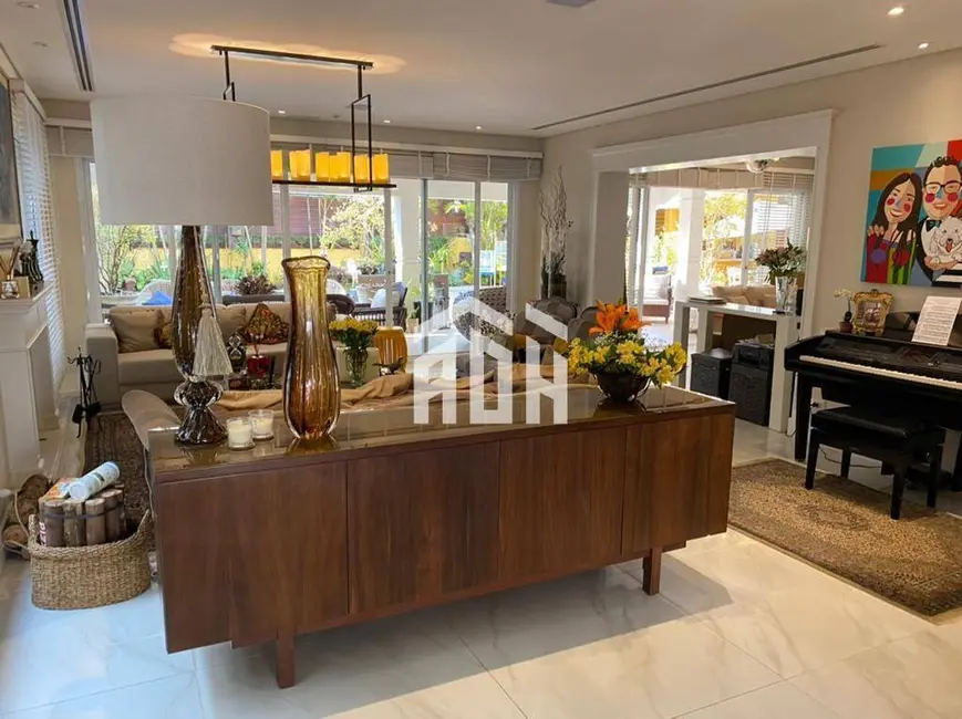 Casa com 4 quartos à venda, 546m2 em Alphaville, Santana De Parnaiba - SP - imagem 4 Foto 4 de Casa com 4 quartos à venda, 546m2 em Alphaville, Santana De Parnaiba - SP