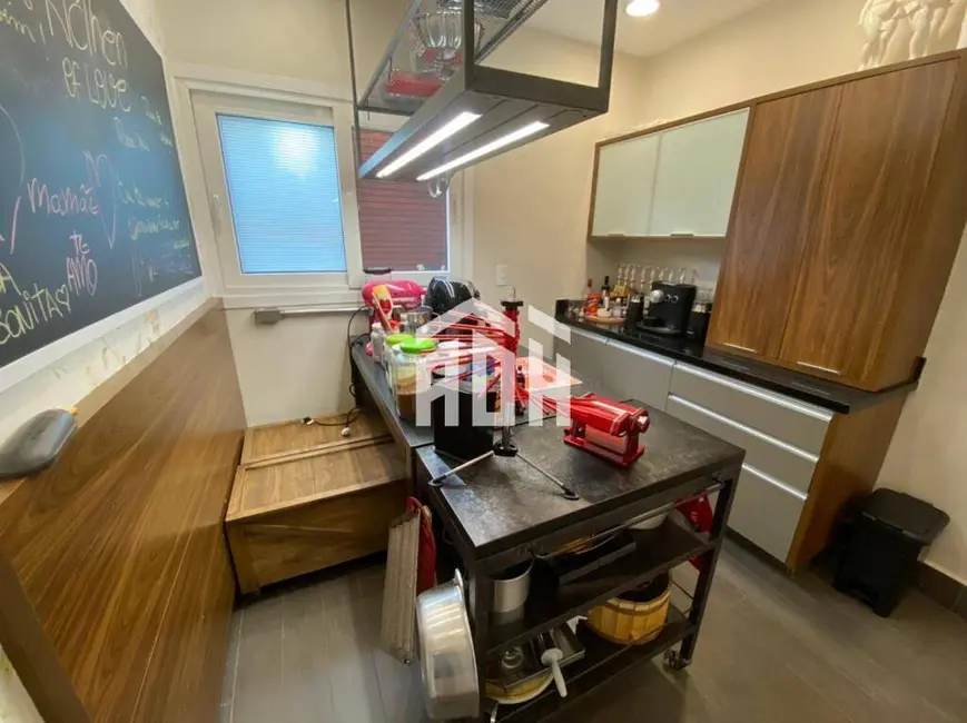 Casa com 4 quartos à venda, 546m2 em Alphaville, Santana De Parnaiba - SP - imagem 8 Foto 8 de Casa com 4 quartos à venda, 546m2 em Alphaville, Santana De Parnaiba - SP