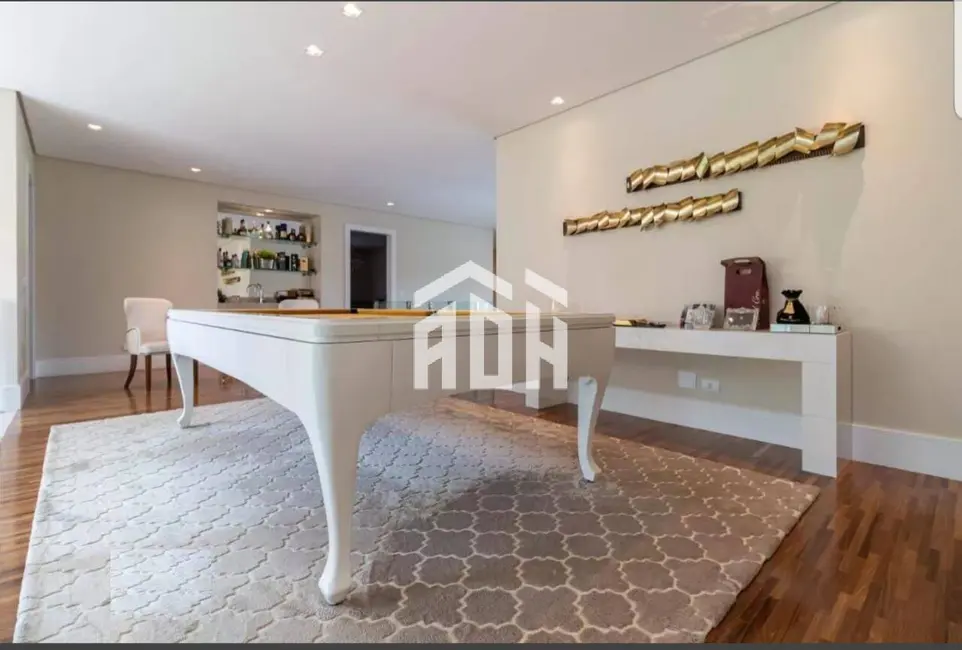 Casa com 5 quartos à venda e para alugar, 835m2 em Alphaville, Santana De Parnaiba - SP - imagem 5 Foto 5 de Casa com 5 quartos à venda e para alugar, 835m2 em Alphaville, Santana De Parnaiba - SP