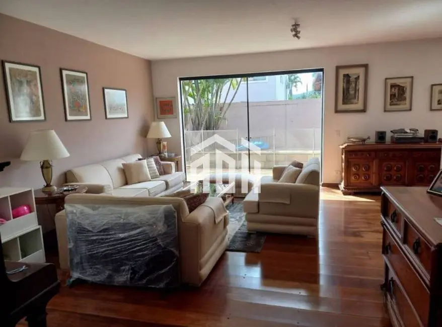 Casa com 4 quartos à venda, 364m2 em Alphaville, Santana De Parnaiba - SP - imagem 8 Foto 8 de Casa com 4 quartos à venda, 364m2 em Alphaville, Santana De Parnaiba - SP