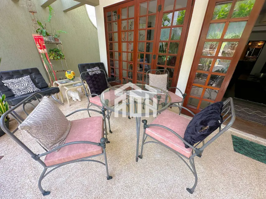 Casa com 3 quartos à venda, 360m2 em Alphaville, Santana De Parnaiba - SP - imagem 8 Foto 8 de Casa com 3 quartos à venda, 360m2 em Alphaville, Santana De Parnaiba - SP