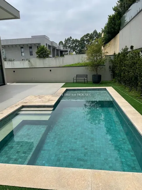 Casa com 4 quartos à venda, 560m2 em Alphaville, Santana De Parnaiba - SP - imagem 8 Foto 8 de Casa com 4 quartos à venda, 560m2 em Alphaville, Santana De Parnaiba - SP