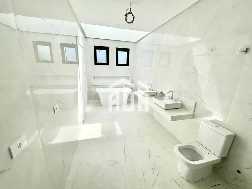 Foto 7 de Casa com 4 quartos à venda, 560m2 em Barueri - SP