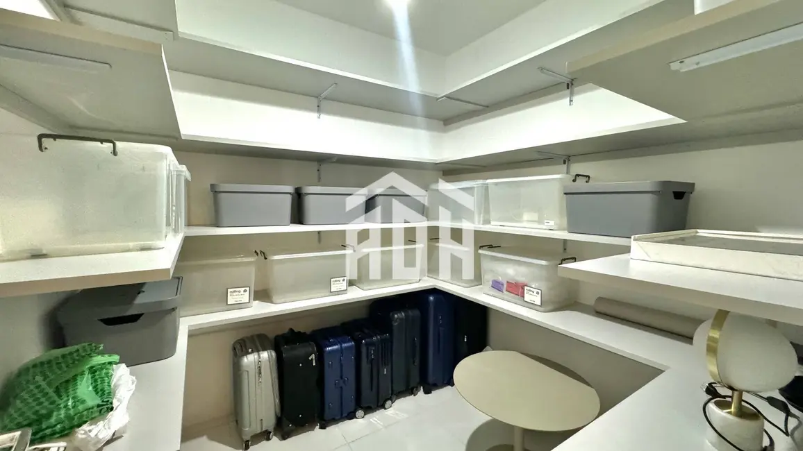 Foto 2 de Apartamento com 3 quartos à venda, 285m2 em Barueri - SP