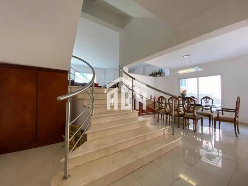 Foto 4 de Casa com 5 quartos à venda e para alugar, 495m2 em Barueri - SP