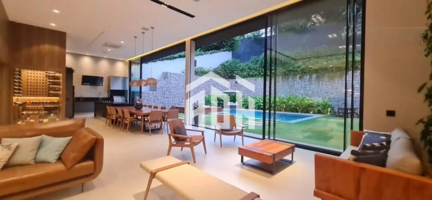 Casa com 5 quartos à venda, 1288m2 em Barueri - SP - imagem 7 Foto 7 de Casa com 5 quartos à venda, 1288m2 em Barueri - SP