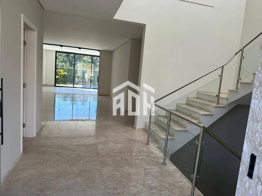 Foto 6 de Casa com 4 quartos à venda, 420m2 em Barueri - SP