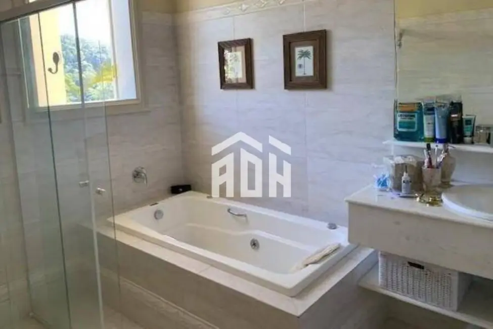 Casa com 4 quartos à venda, 2650m2 em Barueri - SP - imagem 9 Foto 9 de Casa com 4 quartos à venda, 2650m2 em Barueri - SP