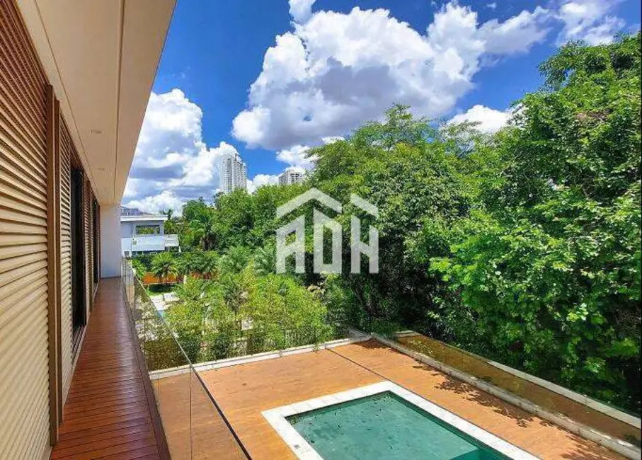 Foto 3 de Casa com 5 quartos à venda, 680m2 em Barueri - SP