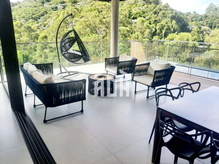 Casa com 4 quartos à venda, 388m2 em Alphaville, Santana De Parnaiba - SP - imagem 4 Foto 4 de Casa com 4 quartos à venda, 388m2 em Alphaville, Santana De Parnaiba - SP