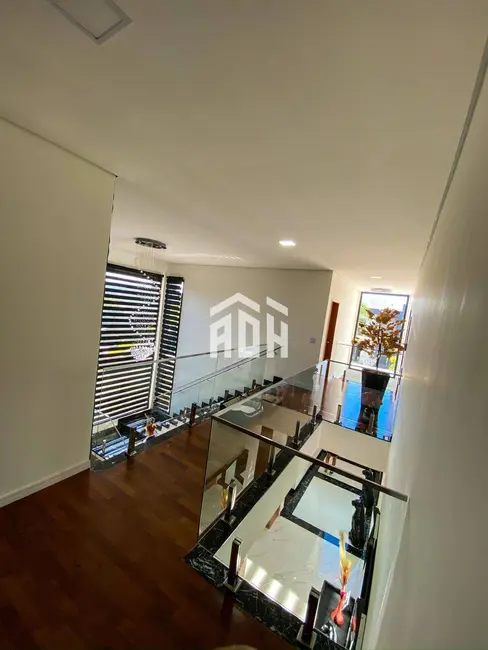 Casa com 5 quartos à venda, 450m2 em Alphaville, Santana De Parnaiba - SP - imagem 6 Foto 6 de Casa com 5 quartos à venda, 450m2 em Alphaville, Santana De Parnaiba - SP