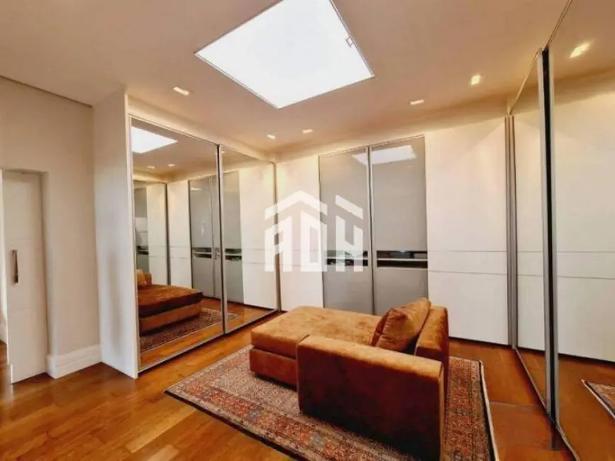 Casa com 5 quartos à venda e para alugar, 1563m2 em Alphaville, Santana De Parnaiba - SP - imagem 9 Foto 9 de Casa com 5 quartos à venda e para alugar, 1563m2 em Alphaville, Santana De Parnaiba - SP