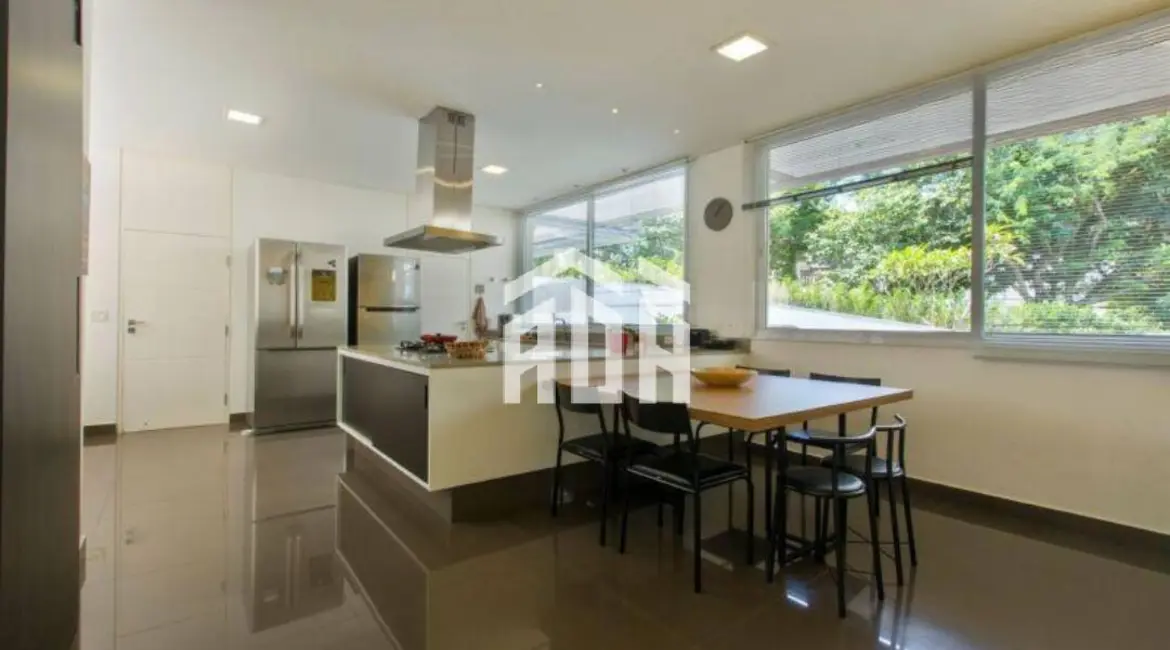 Casa com 4 quartos à venda, 851m2 em Alphaville, Santana De Parnaiba - SP - imagem 4 Foto 4 de Casa com 4 quartos à venda, 851m2 em Alphaville, Santana De Parnaiba - SP