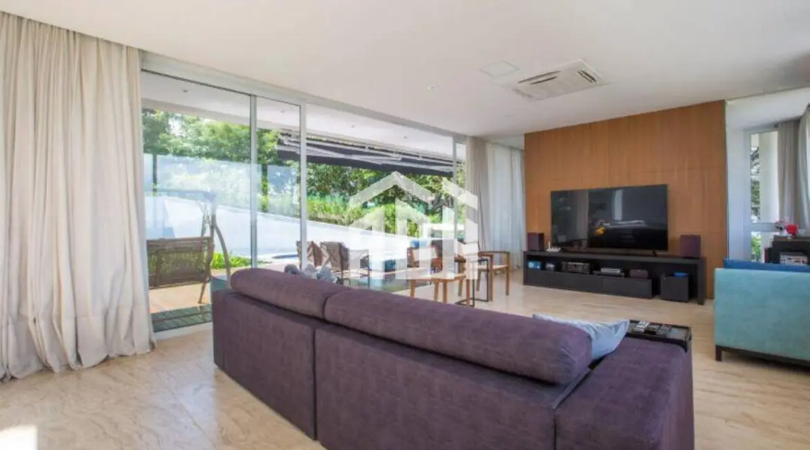 Casa com 4 quartos à venda, 851m2 em Alphaville, Santana De Parnaiba - SP - imagem 3 Foto 3 de Casa com 4 quartos à venda, 851m2 em Alphaville, Santana De Parnaiba - SP