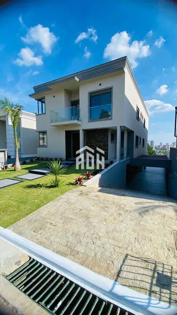 Foto 4 de Casa com 4 quartos à venda e para alugar, 532m2 em Barueri - SP