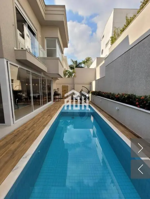 Casa com 4 quartos à venda, 414m2 em Alphaville, Santana De Parnaiba - SP - imagem 3 Foto 3 de Casa com 4 quartos à venda, 414m2 em Alphaville, Santana De Parnaiba - SP