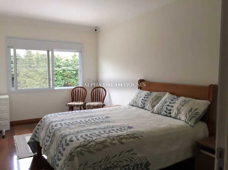 Casa com 5 quartos à venda e para alugar, 617m2 em Barueri - SP - imagem 8 Foto 8 de Casa com 5 quartos à venda e para alugar, 617m2 em Barueri - SP