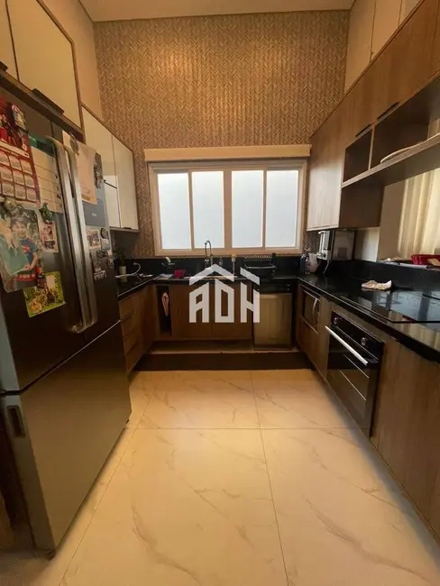 Casa com 3 quartos à venda, 441m2 em Alphaville, Santana De Parnaiba - SP - imagem 2 Foto 2 de Casa com 3 quartos à venda, 441m2 em Alphaville, Santana De Parnaiba - SP