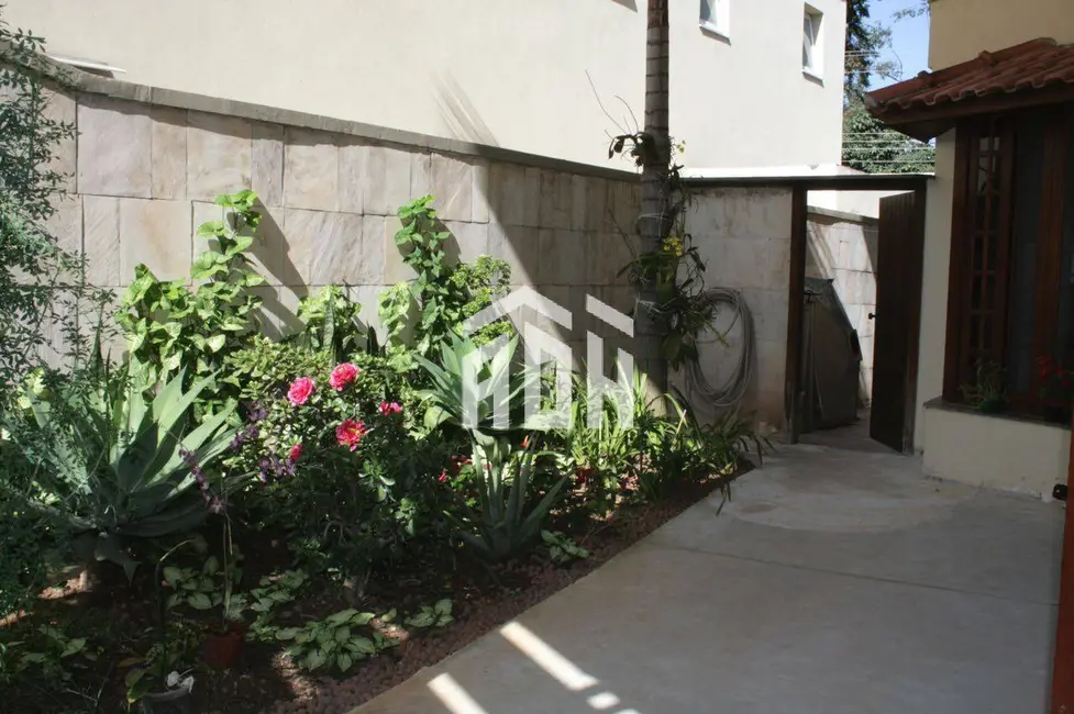 Foto 6 de Casa com 4 quartos à venda, 530m2 em Barueri - SP