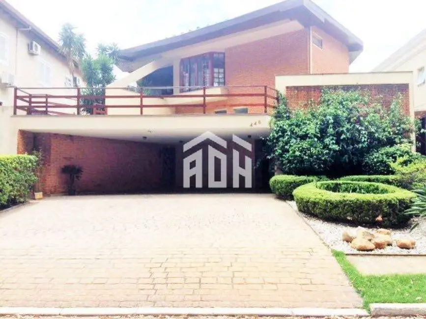 Foto 1 de Casa com 4 quartos à venda, 530m2 em Barueri - SP