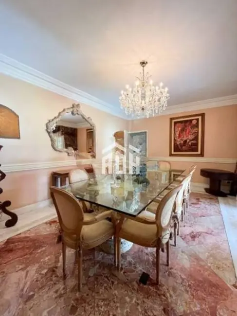 Foto 9 de Casa com 5 quartos à venda, 1870m2 em Barueri - SP