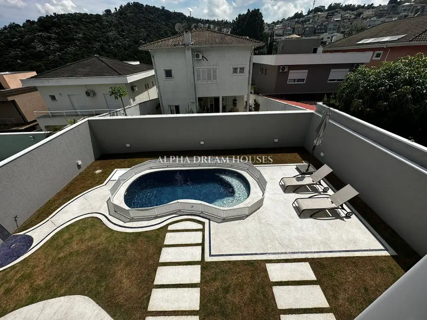 Casa com 3 quartos à venda, 306m2 em Alphaville, Santana De Parnaiba - SP - imagem 9 Foto 9 de Casa com 3 quartos à venda, 306m2 em Alphaville, Santana De Parnaiba - SP