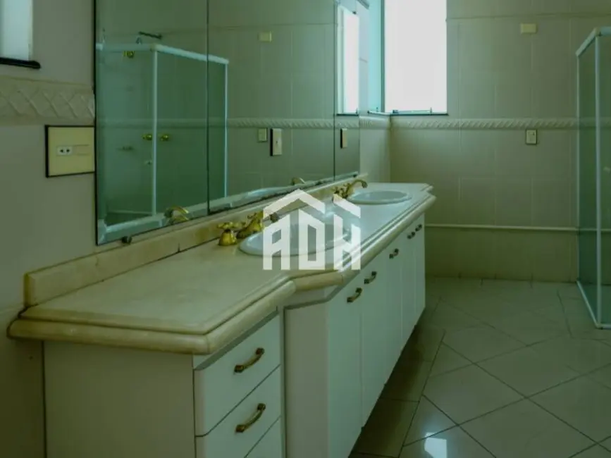 Foto 8 de Casa com 5 quartos à venda e para alugar, 570m2 em Barueri - SP