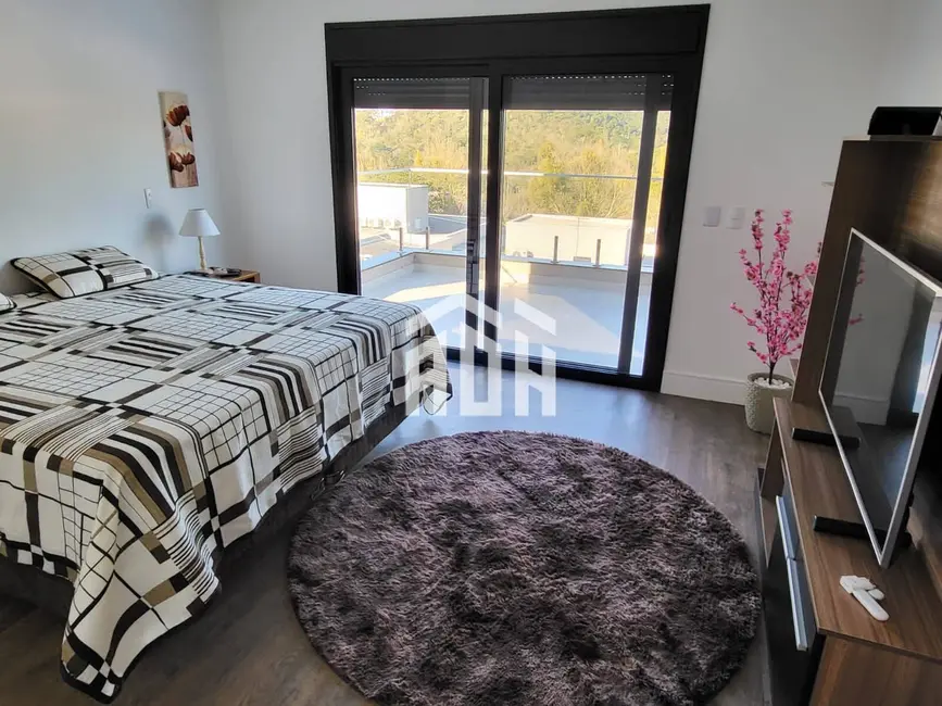 Casa com 4 quartos à venda, 464m2 em Alphaville, Santana De Parnaiba - SP - imagem 3 Foto 3 de Casa com 4 quartos à venda, 464m2 em Alphaville, Santana De Parnaiba - SP