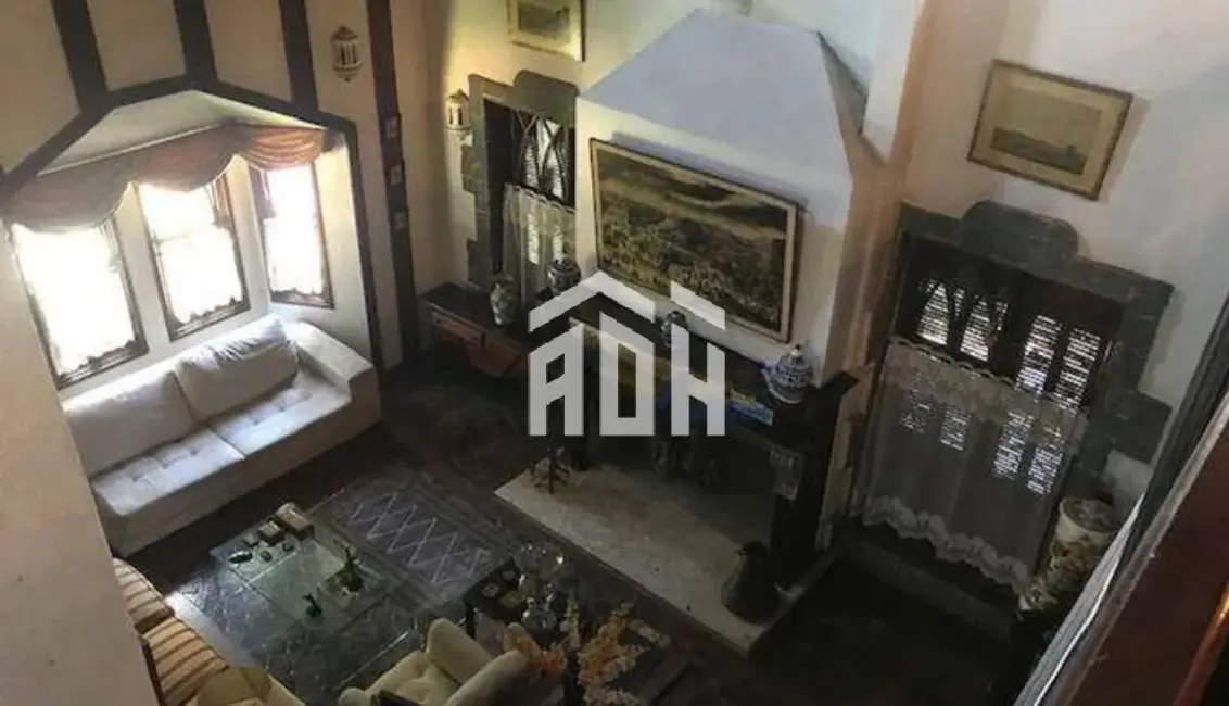 Foto 2 de Casa com 4 quartos à venda, 550m2 em Barueri - SP