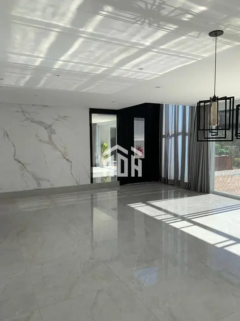 Casa com 4 quartos à venda e para alugar, 740m2 em Alphaville, Santana De Parnaiba - SP - imagem 9 Foto 9 de Casa com 4 quartos à venda e para alugar, 740m2 em Alphaville, Santana De Parnaiba - SP