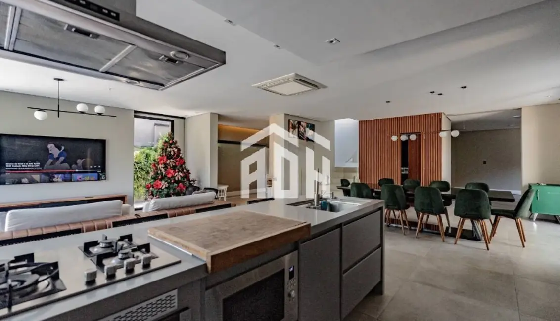 Casa com 4 quartos à venda, 445m2 em Alphaville, Santana De Parnaiba - SP - imagem 4 Foto 4 de Casa com 4 quartos à venda, 445m2 em Alphaville, Santana De Parnaiba - SP