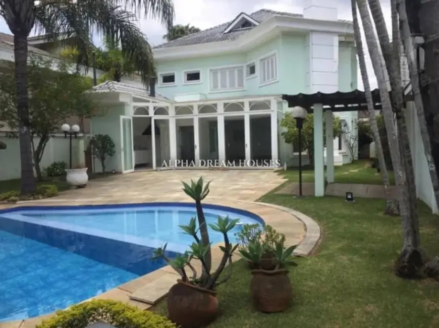 Foto 1 de Casa com 4 quartos à venda e para alugar, 600m2 em Alphaville, Santana De Parnaiba - SP
