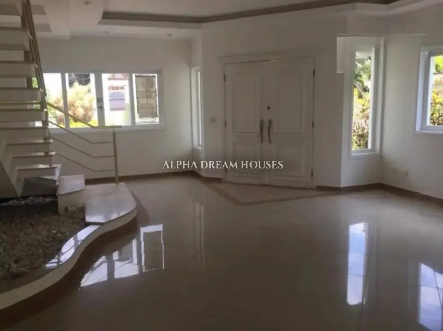 Foto 3 de Casa com 4 quartos à venda e para alugar, 600m2 em Alphaville, Santana De Parnaiba - SP