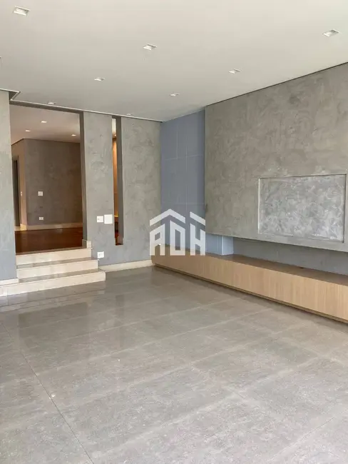 Casa com 4 quartos à venda, 590m2 em Barueri - SP - imagem 6 Foto 6 de Casa com 4 quartos à venda, 590m2 em Barueri - SP