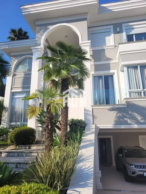 Foto 3 de Casa com 4 quartos à venda, 800m2 em Barueri - SP