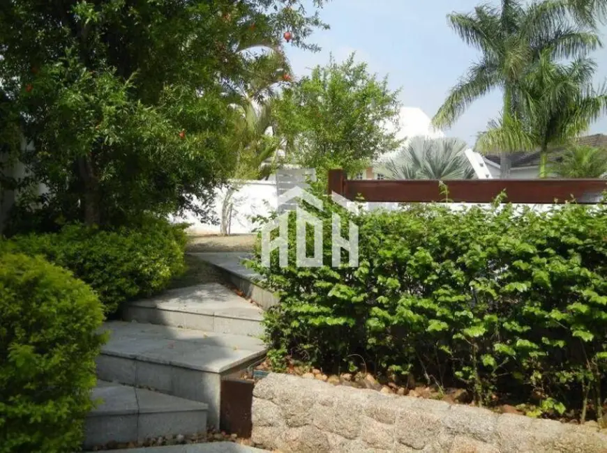 Foto 4 de Casa com 4 quartos à venda, 690m2 em Barueri - SP