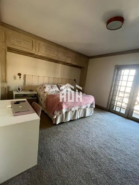 Foto 9 de Casa com 5 quartos à venda, 780m2 em Barueri - SP