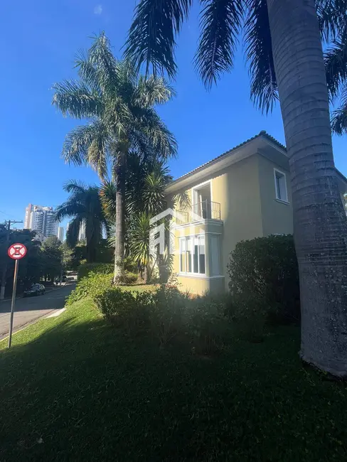 Casa com 4 quartos à venda, 500m2 em Barueri - SP - imagem 4 Foto 4 de Casa com 4 quartos à venda, 500m2 em Barueri - SP