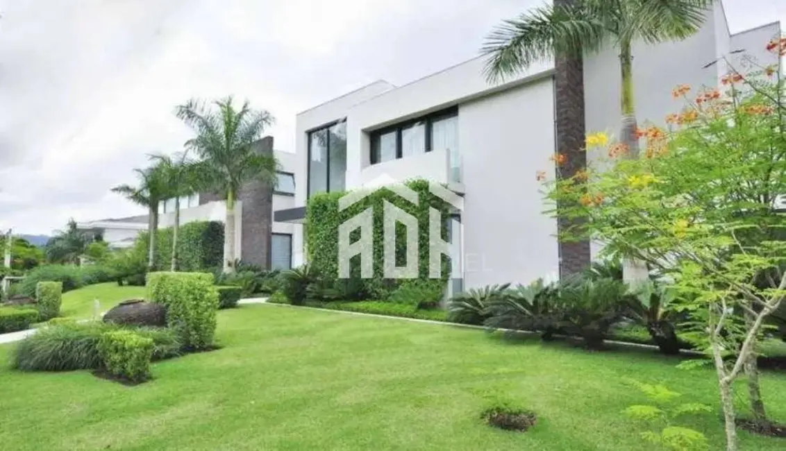 Foto 1 de Casa com 5 quartos à venda, 2800m2 em Barueri - SP
