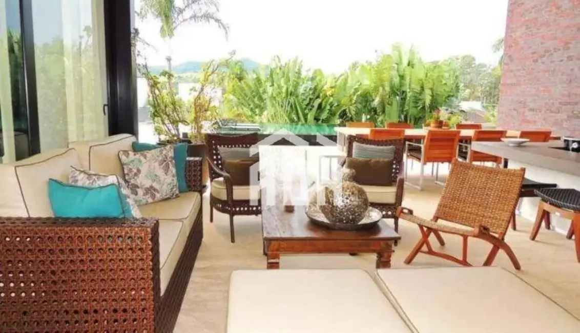 Foto 3 de Casa com 5 quartos à venda, 2800m2 em Barueri - SP