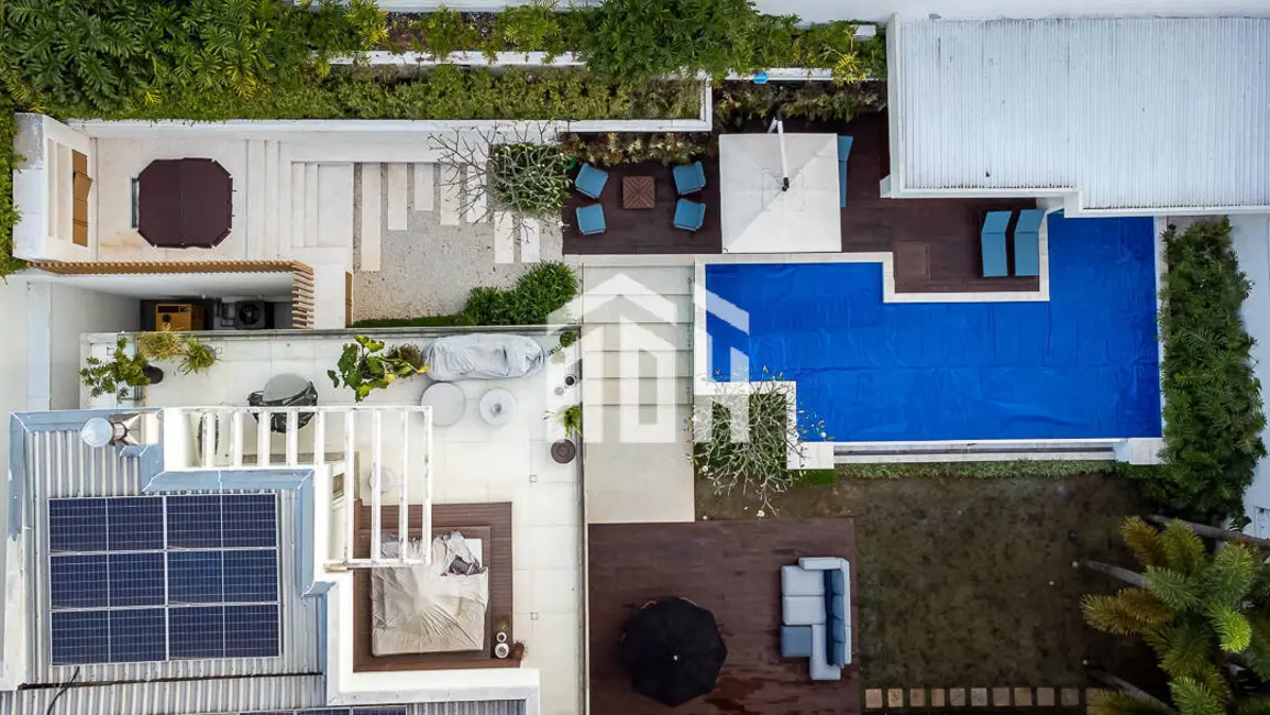 Casa com 5 quartos à venda, 1280m2 em Barueri - SP - imagem 2 Foto 2 de Casa com 5 quartos à venda, 1280m2 em Barueri - SP