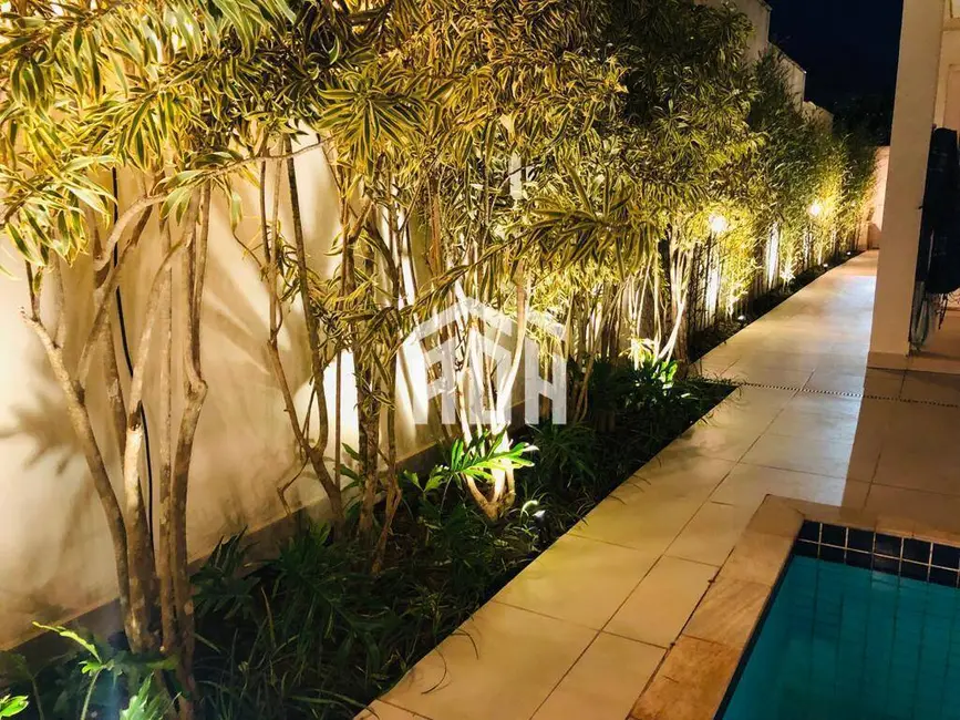 Casa com 4 quartos à venda, 420m2 em Alphaville, Santana De Parnaiba - SP - imagem 6 Foto 6 de Casa com 4 quartos à venda, 420m2 em Alphaville, Santana De Parnaiba - SP