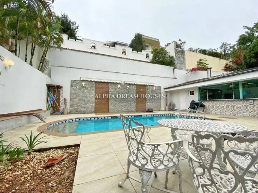 Casa com 4 quartos à venda, 696m2 em Alphaville, Santana De Parnaiba - SP - imagem 2 Foto 2 de Casa com 4 quartos à venda, 696m2 em Alphaville, Santana De Parnaiba - SP