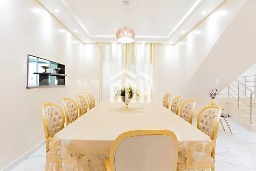 Casa com 5 quartos à venda, 1700m2 em Barueri - SP - imagem 3 Foto 3 de Casa com 5 quartos à venda, 1700m2 em Barueri - SP